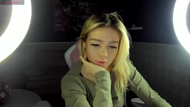 Anna Robinson online show from February 2026 10:58:01 PM