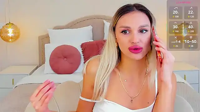 MissLoou online show from November 2025 06:19:01 AM