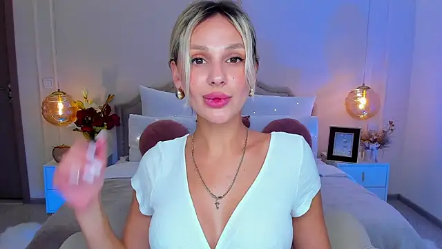 MissLoou online show from July 2026 05:12:01 AM
