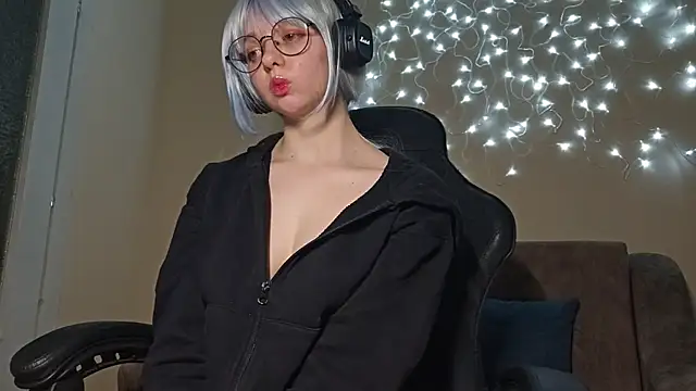 DanaWard online show from January 2025 11:43:01 PM