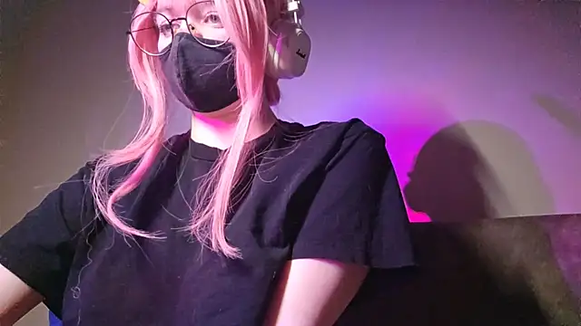 DanaWard online show from March 2026 09:52:02 PM