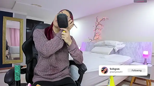 charolbruce 1 online show from February 2026 11:55:01 AM