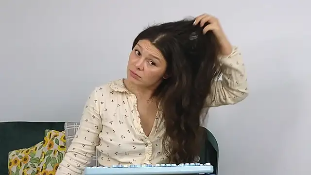 MadameDeFeu online show from January 2026 07:14:01 AM