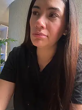 emmily d online show from September 2025 05:38:02 PM