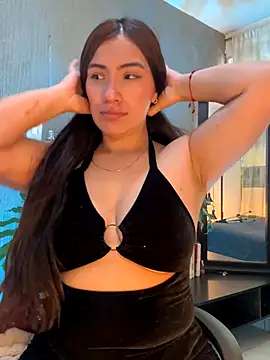 Snapshot of emmily_d chatting on December 2025 05:52:01 PM emmily d online show from December 2025 05:52:01 PM