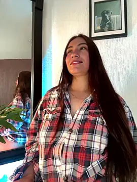 Snapshot of emmily_d chatting on January 2026 07:41:01 PM emmily d online show from January 2026 07:41:01 PM