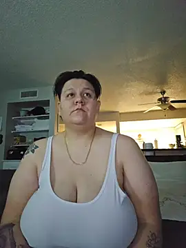 Snapshot of DevilDahm chatting on December 2025 06:52:01 AM DevilDahm online show from December 2025 06:52:01 AM