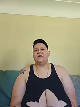 DevilDahm online show from June 2026 07:26:02 PM