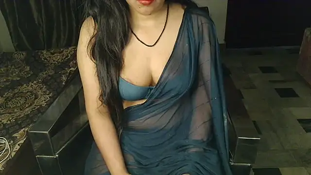 aarushi sharmaa online show from April 2026 02:09:01 AM