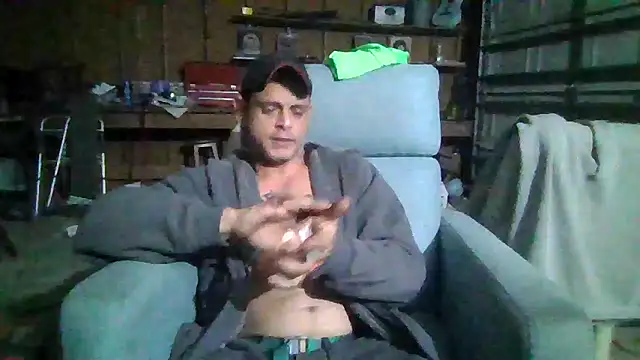 Snapshot of Buffshagswell chatting on February 2025 05:38:01 AM Buffshagswell online show from February 2025 05:38:01 AM