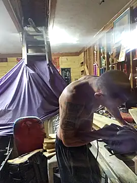 Snapshot of Buffshagswell chatting on October 2025 11:52:02 PM Buffshagswell online show from October 2025 11:52:02 PM