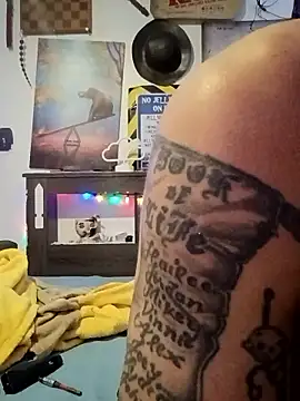 Snapshot of Buffshagswell chatting on November 2025 03:13:02 PM Buffshagswell online show from November 2025 03:13:02 PM