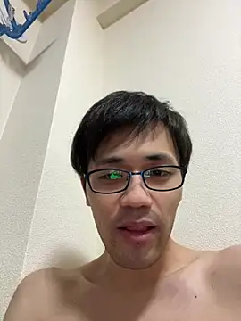 Snapshot of ryusei18570 chatting on December 2024 05:30:01 PM ryusei18570 online show from December 2024 05:30:01 PM