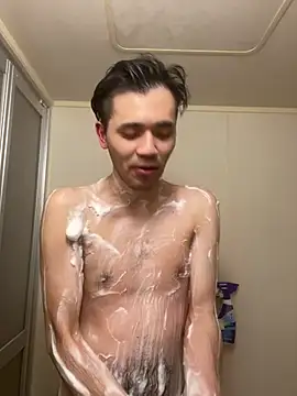 Snapshot of ryusei18570 chatting on March 2025 01:29:01 PM ryusei18570 online show from March 2025 01:29:01 PM