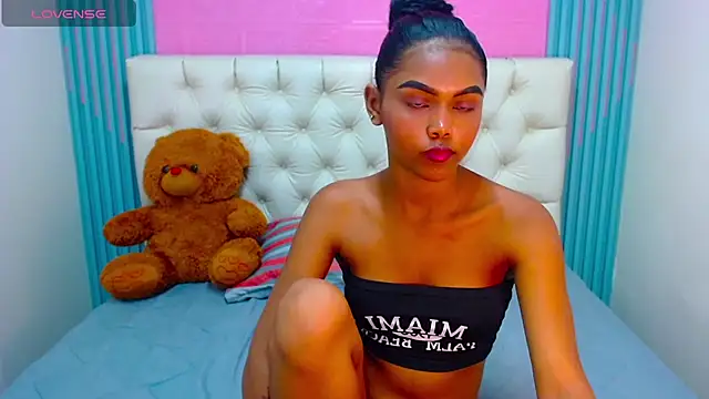 Snapshot of Melody_Stan chatting on December 2024 03:53:02 PM Melody Stan online show from December 2024 03:53:02 PM