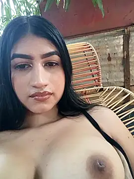 Snapshot of Julix_A chatting on September 2025 07:03:02 PM Julix A online show from September 2025 07:03:02 PM