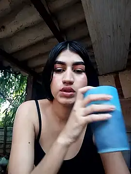 Snapshot of Julix_A chatting on February 2026 09:48:02 PM Julix A online show from February 2026 09:48:02 PM