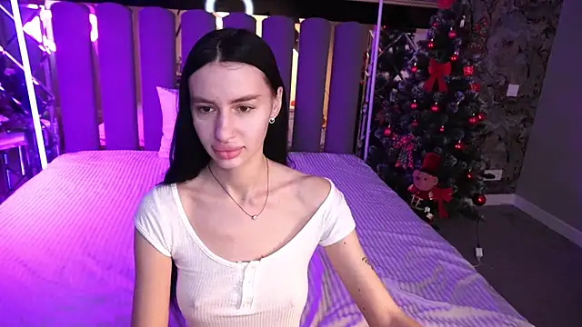 Snow WhiteeeX online show from January 2026 06:50:01 AM