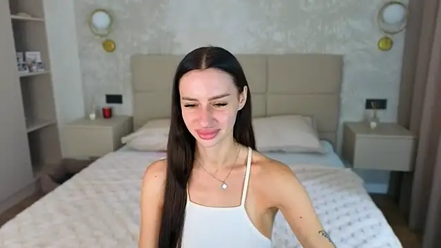Snapshot of Snow_WhiteeeX chatting on July 2026 01:14:02 PM Snow WhiteeeX online show from July 2026 01:14:02 PM