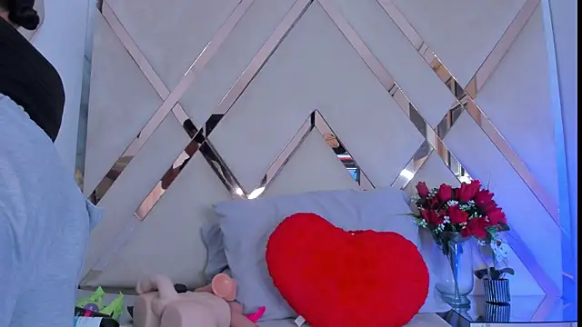 Snapshot of ninaht chatting on October 2025 09:25:01 PM ninaht online show from October 2025 09:25:01 PM