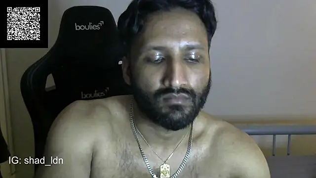 Snapshot of shadthebiguy chatting on December 2024 11:42:02 PM shadthebiguy online show from December 2024 11:42:02 PM