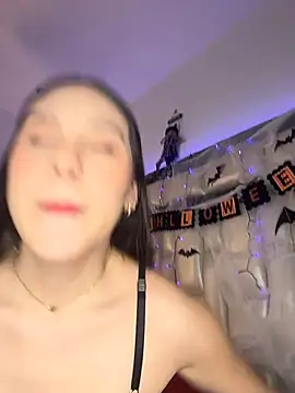  ISABELLA HOT  online show from October 2025 12:16:01 PM