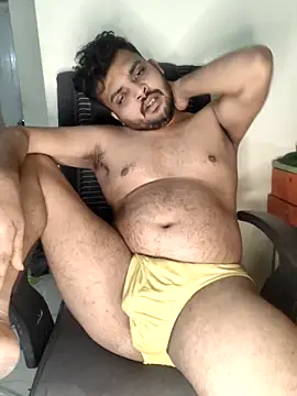 Snapshot of Mr_Handsome_hunk chatting on October 2025 12:42:01 AM Mr Handsome hunk online show from October 2025 12:42:01 AM