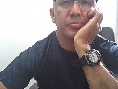 Snapshot of exmilitary chatting on February 2026 09:46:01 PM exmilitary online show from February 2026 09:46:01 PM