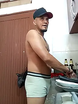 Snapshot of Dilan_1994 chatting on March 2025 04:58:02 PM Dilan 1994 online show from March 2025 04:58:02 PM