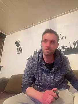 privat-official online show from February 2025 11:12:02 PM