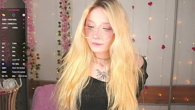 Naughty  Couplles online show from February 2026 03:16:02 AM