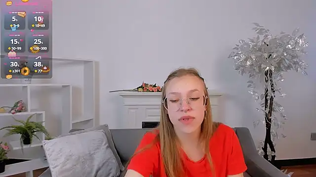 LayriantaVee online show from March 2025 10:19:01 AM