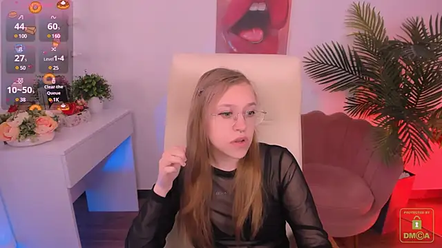 LayriantaVee online show from March 2025 07:20:01 AM