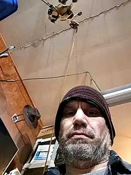 Snapshot of clitstitsandbongrips chatting on February 2025 11:59:02 PM clitstitsandbongrips online show from February 2025 11:59:02 PM