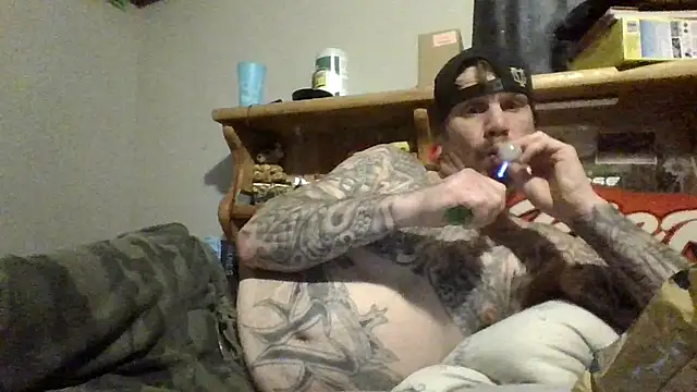 Snapshot of clitstitsandbongrips chatting on September 2025 09:06:02 PM clitstitsandbongrips online show from September 2025 09:06:02 PM