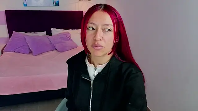 Scarlett  bell online show from April 2026 01:27:02 PM