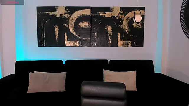 AmberFarrell online show from November 2025 08:33:02 PM