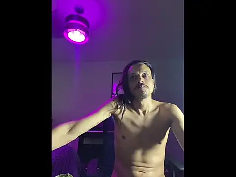 villanocat online show from December 2025 07:05:01 AM