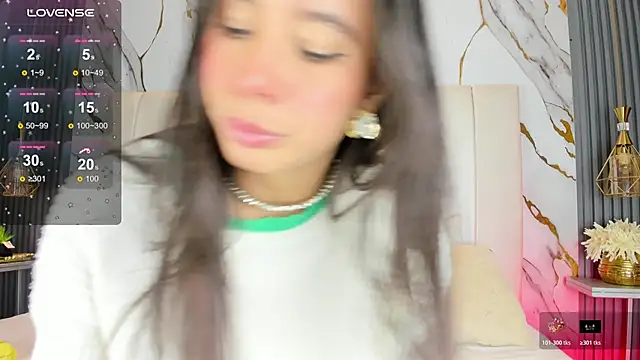 Snapshot of HannaPaola chatting on December 2025 10:48:01 PM HannaPaola online show from December 2025 10:48:01 PM