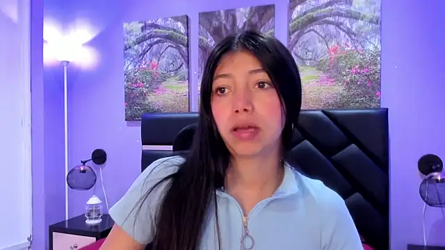 KimberlyVillaLobos online show from December 2025 11:30:02 AM