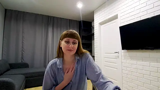 Daniella Lorente online show from May 2026 11:23:04 PM