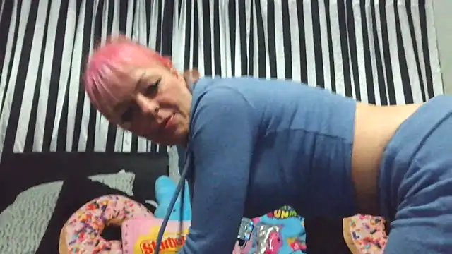 rileyraerhoads online show from September 2025 03:55:02 AM