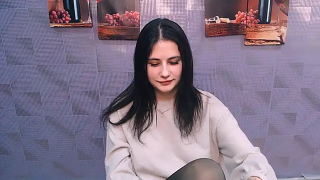 Snapshot of AliceSexyyy_ chatting on January 2025 03:57:01 PM AliceSexyyy  online show from January 2025 03:57:01 PM