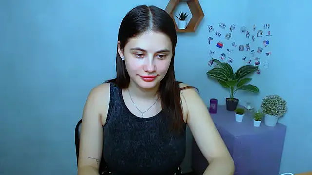 Snapshot of AliceSexyyy_ chatting on September 2025 08:32:02 PM AliceSexyyy  online show from September 2025 08:32:02 PM