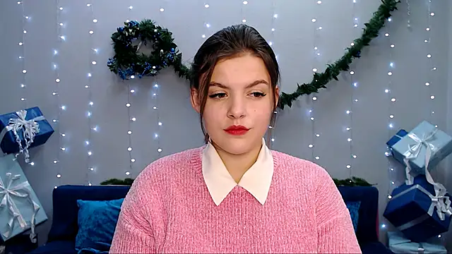 Snapshot of showmeparadise chatting on December 2024 09:08:02 AM showmeparadise online show from December 2024 09:08:02 AM