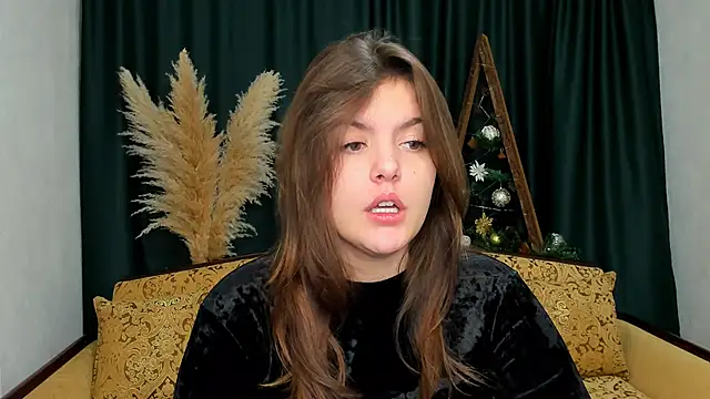 Snapshot of showmeparadise chatting on January 2025 11:24:01 AM showmeparadise online show from January 2025 11:24:01 AM