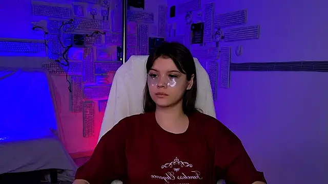 EvaThopson online show from February 2026 06:10:01 AM