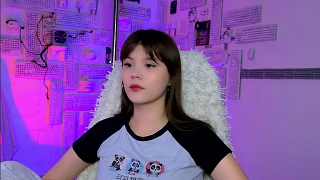 EvaThopson online show from March 2026 08:31:01 AM