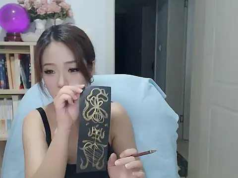 Snapshot of SuSushi728 chatting on September 2025 06:00:01 PM SuSushi728 online show from September 2025 06:00:01 PM