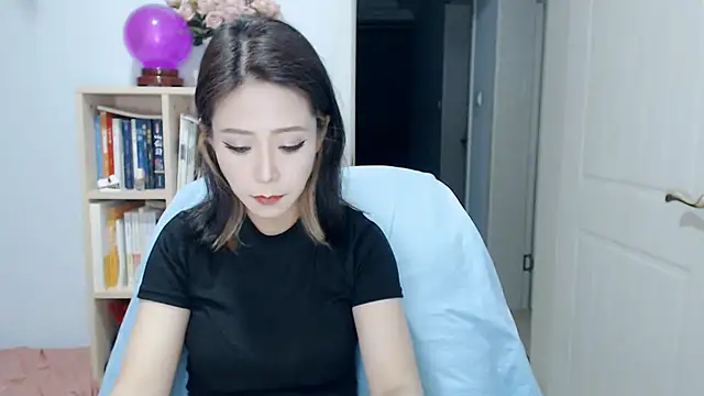 Snapshot of SuSushi728 chatting on May 2026 03:53:02 PM SuSushi728 online show from May 2026 03:53:02 PM